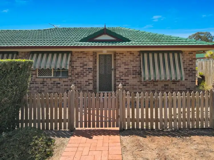 Main view of Homely unit listing, 2/11-15 Myra Street, Birkdale QLD 4159