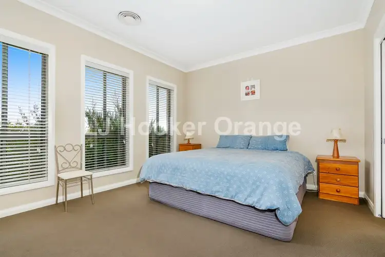Fifth view of Homely house listing, 2 Row Close, Orange NSW 2800