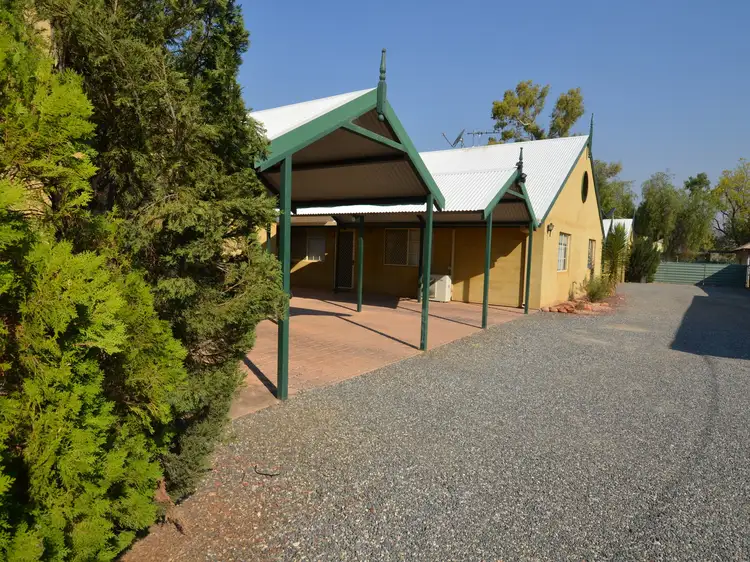 2/16 Undoolya Road, East Side NT 870