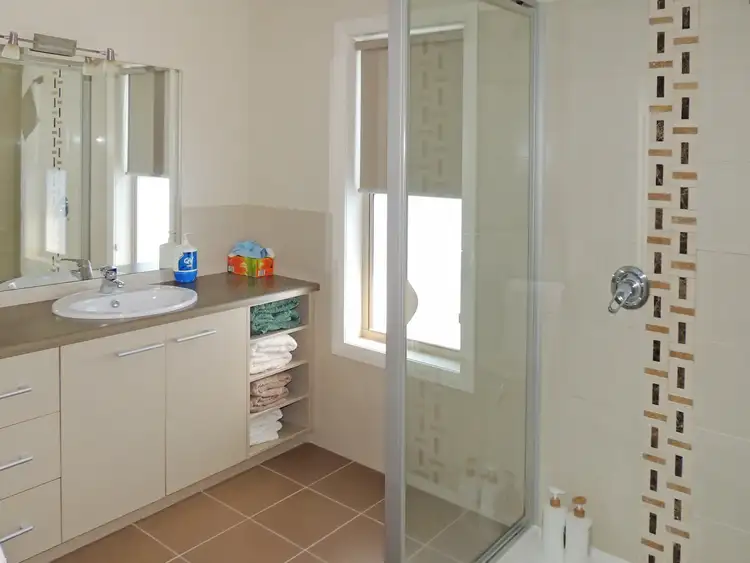 Sixth view of Homely house listing, 35 Parkside Avenue, Swan Hill VIC 3585
