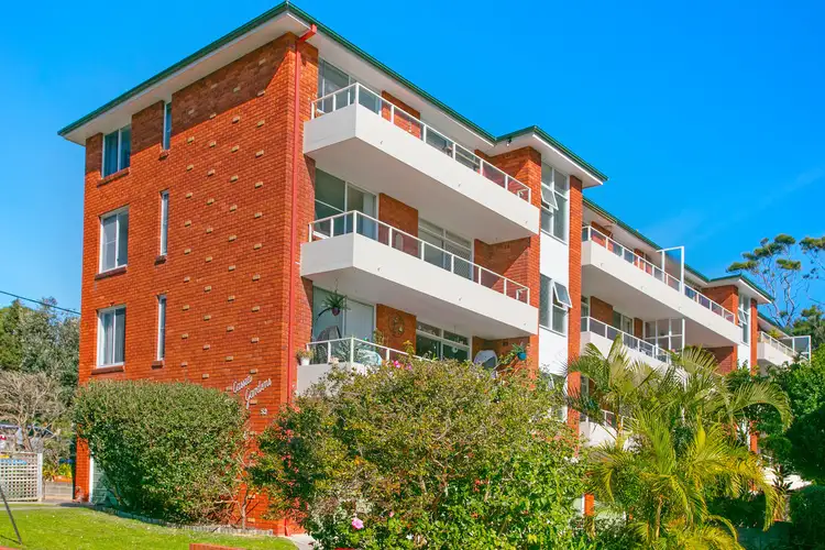 Third view of Homely apartment listing, 4/52 Cassia Street, Dee Why NSW 2099