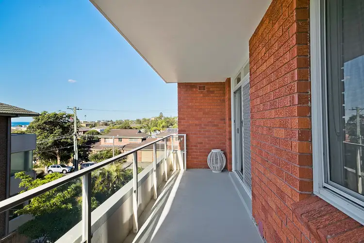 Fifth view of Homely apartment listing, 4/52 Cassia Street, Dee Why NSW 2099