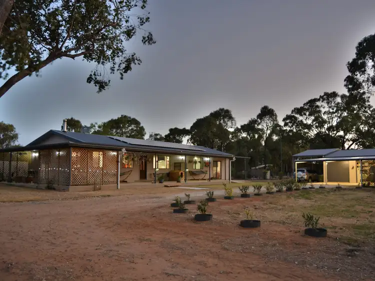 167 Goomburra Street, Hendon QLD 4362