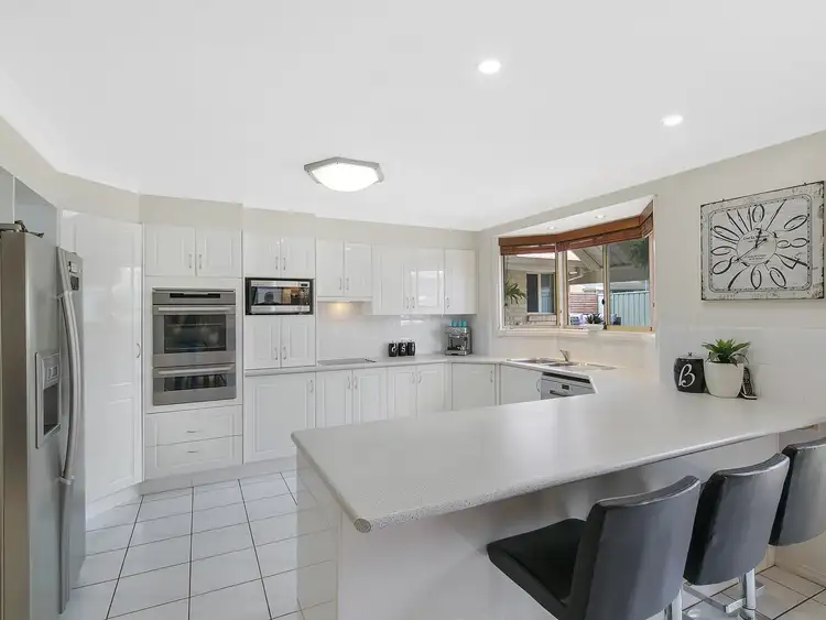 Second view of Homely house listing, 33 Derwent Drive, Lake Haven NSW 2263