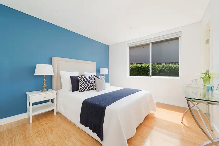 Second view of Homely flat listing, 2/12 Seaview Avenue, Newport NSW 2106