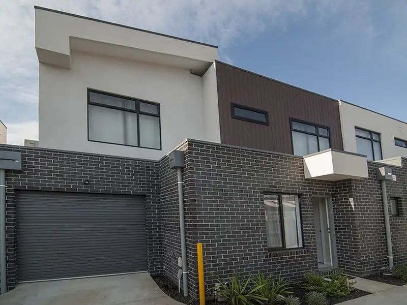 Main view of Homely townhouse listing, 2/19 Briggs Crescent, Noble Park VIC 3174