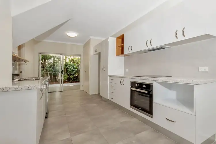 6/33 Fairweather Street, Yorkeys Knob QLD 4878