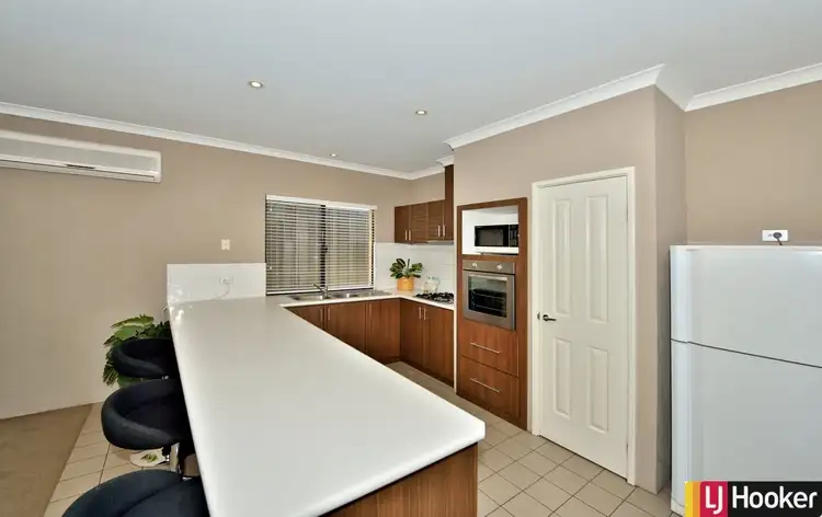 Sixth view of Homely unit listing, 7/6 Valley Road, Halls Head WA 6210