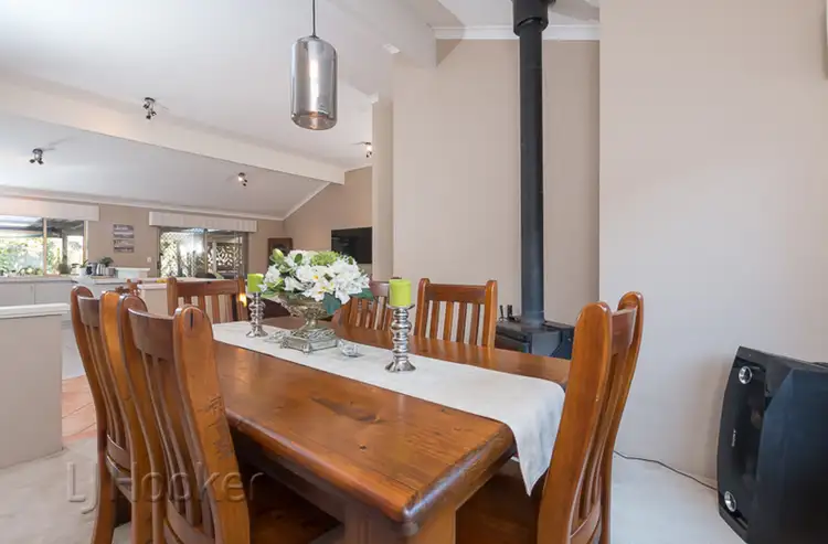 Second view of Homely house listing, 6 Panama Place, Safety Bay WA 6169