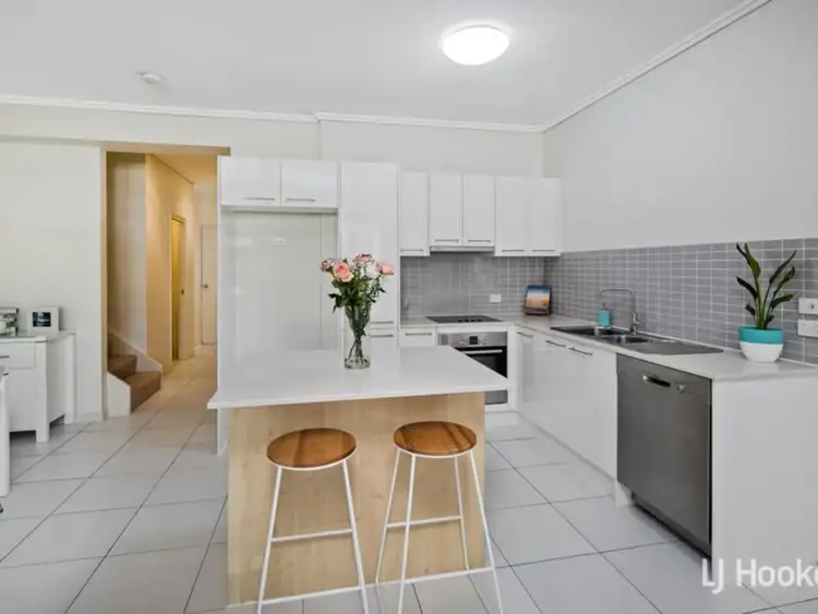 Second view of Homely townhouse listing, 5/62 Island Street, Cleveland QLD 4163