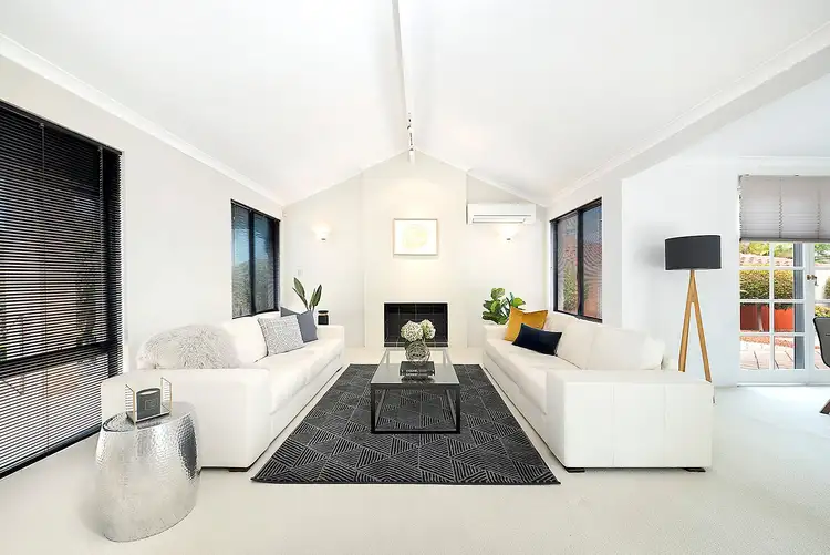 Sixth view of Homely house listing, 7 Peak Court, Leeming WA 6149