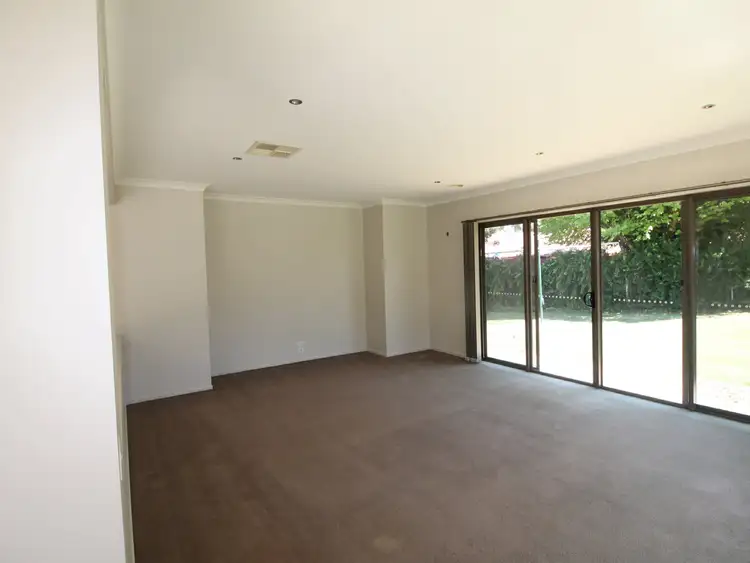 Sixth view of Homely house listing, 4 Stokes Court, Bairnsdale VIC 3875