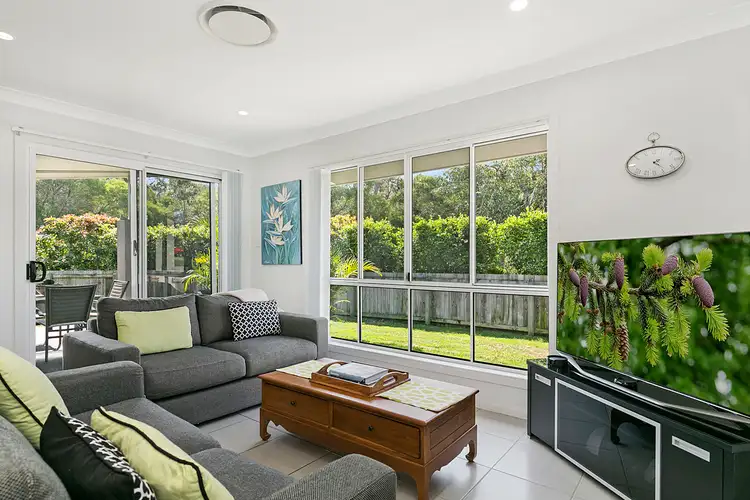 Third view of Homely semi-detached listing, 1/2 Shearwater Street, Cleveland QLD 4163