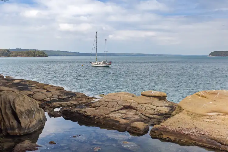 296 Dobell Drive, Wangi Wangi NSW 2267