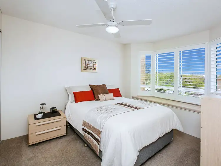 Sixth view of Homely unit listing, 2/120 Akonna Street, Wynnum QLD 4178