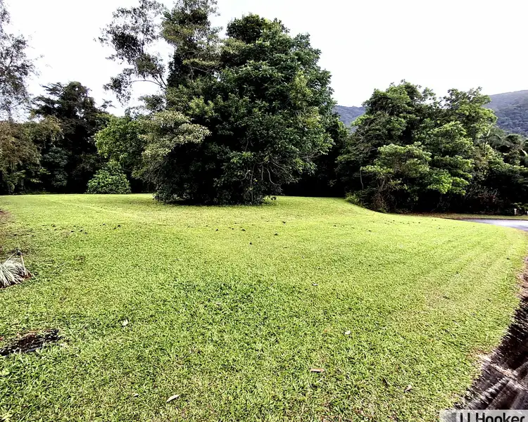 4 Venturato Close, Tully QLD 4854