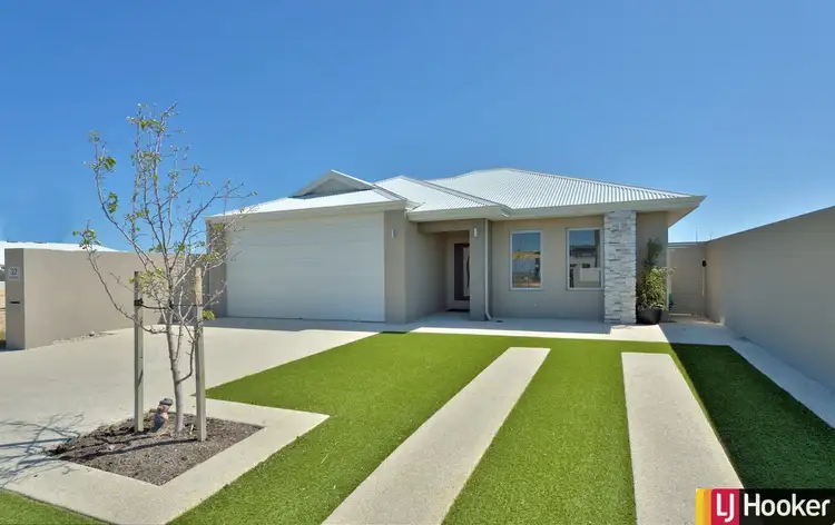 22 Europa Place, Dudley Park WA 6210