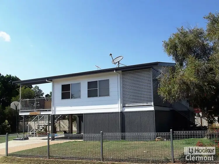 9 Karmoo Street