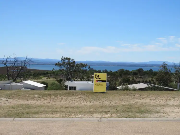 7 Windermere Terrace, Paynesville VIC 3880