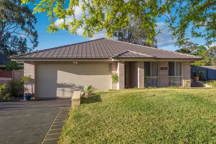 21 Petunia Place, Macquarie Fields NSW 2564