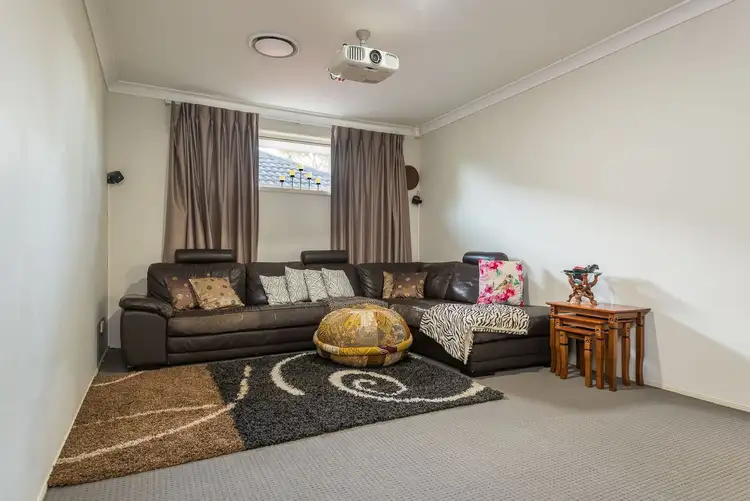 Second view of Homely house listing, 21 Petunia Place, Macquarie Fields NSW 2564