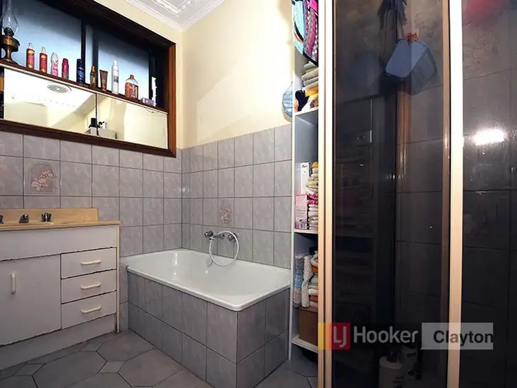 Sixth view of Homely unit listing, Unit 1/16 Faribank Road, Clayton South VIC 3169