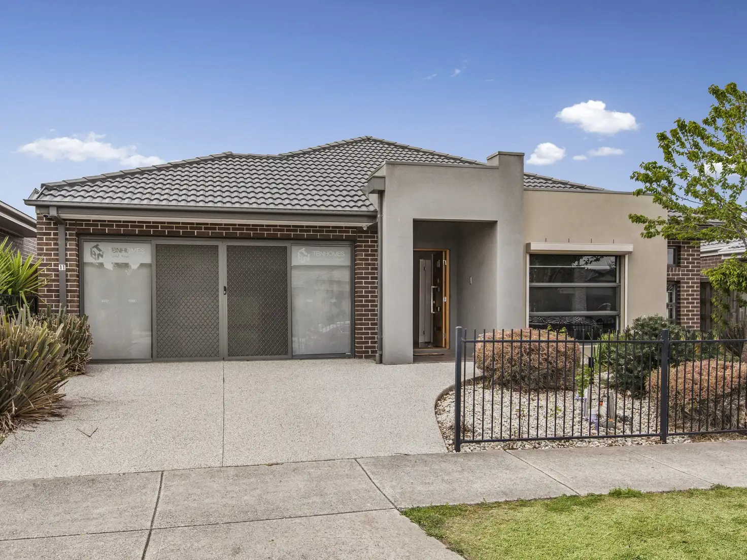 Main view of Homely house listing, 11 Mandalay Circuit, Beveridge VIC 3753