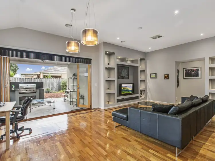 Fifth view of Homely house listing, 11 Mandalay Circuit, Beveridge VIC 3753