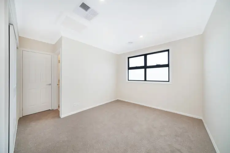Fifth view of Homely townhouse listing, 2/31 AMIEL STREET, Springvale VIC 3171