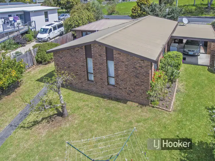 Second view of Homely house listing, 5 Stanwyn Court, Wynyard TAS 7325