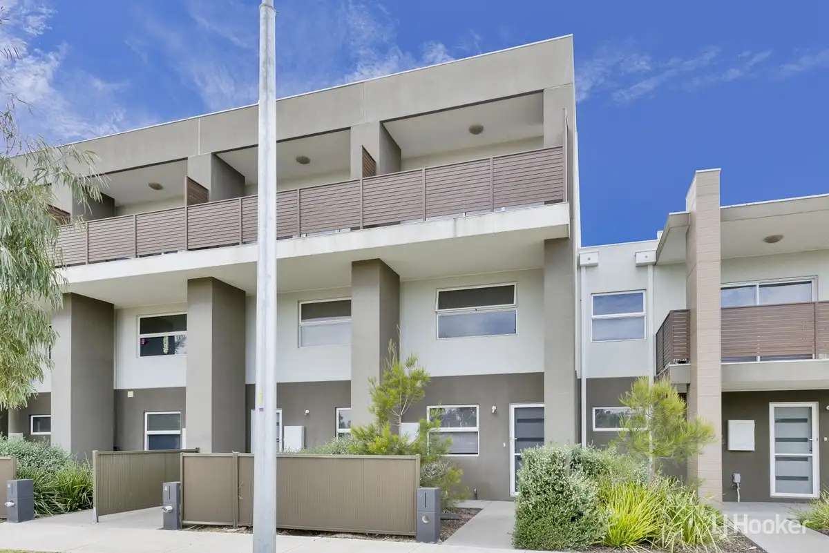 Main view of Homely townhouse listing, 7 Lockheed Parade, Point Cook VIC 3030
