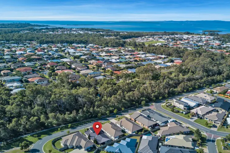 Fifth view of Homely house listing, 10 Cimmaron Circuit, Thornlands QLD 4164