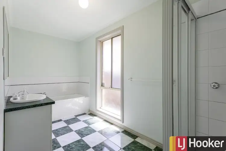 Fifth view of Homely unit listing, 1/27 Hotham Crescent, Hoppers Crossing VIC 3029