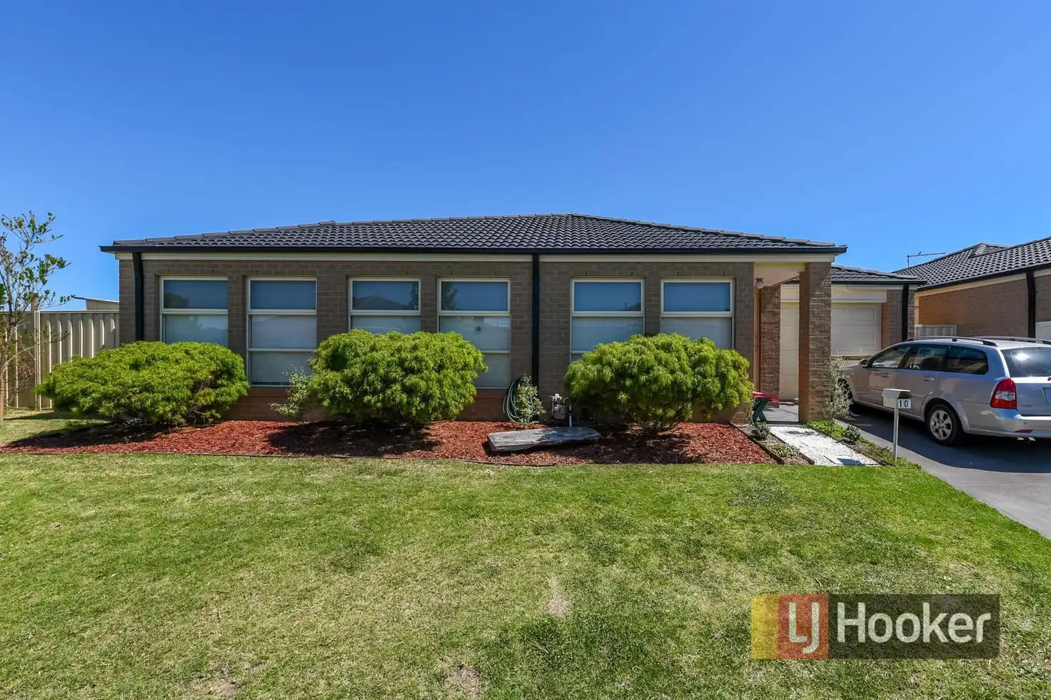 Main view of Homely house listing, 10 Belvedere Drive, Pakenham VIC 3810