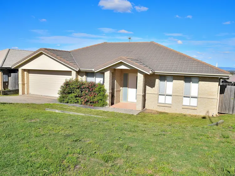32 Capital Drive, Rosenthal Heights QLD 4370
