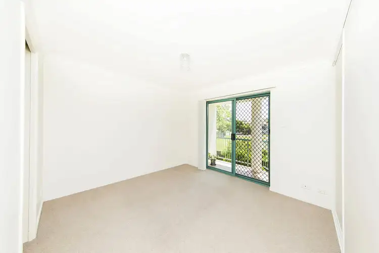 Sixth view of Homely unit listing, Unit 4/32 Pashen Street, Morningside QLD 4170
