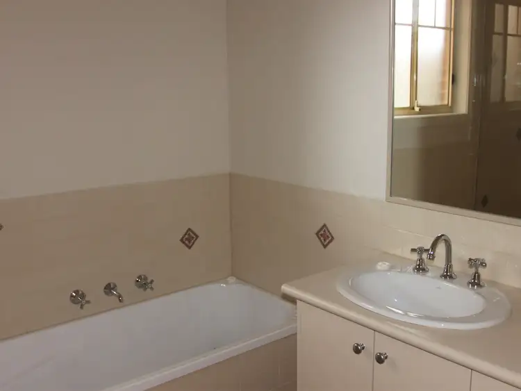 Seventh view of Homely townhouse listing, Unit 7/2 Thom Street, Alexandra VIC 3714