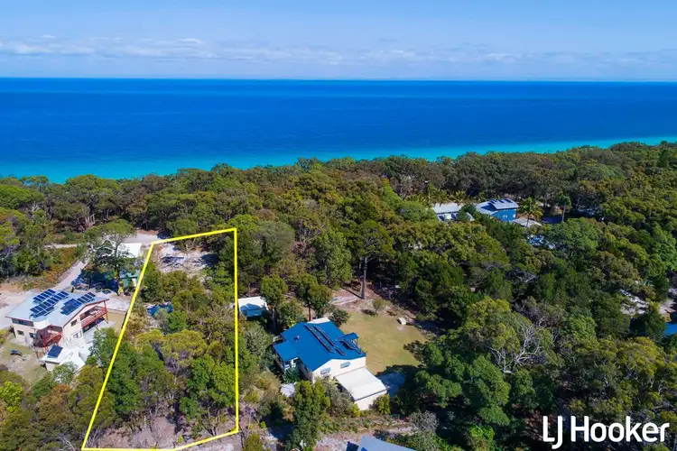 59 The Strand, Bulwer QLD 4025