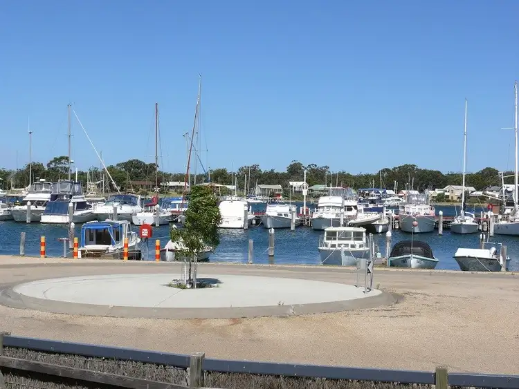 Apartment 23/2-8 Victoria Street, Paynesville VIC 3880