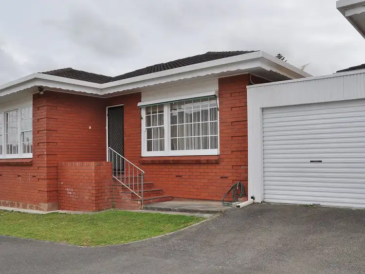 Main view of Homely unit listing, 2/42 Seaview road, Victor Harbor SA 5211