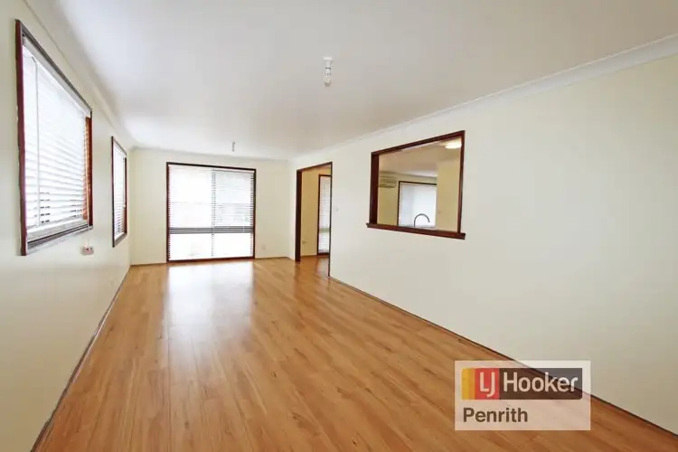 Fifth view of Homely house listing, 15 Huntingdon Parade, Cambridge Gardens NSW 2747