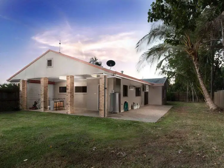 2 Rudder Street, Clifton Beach QLD 4879