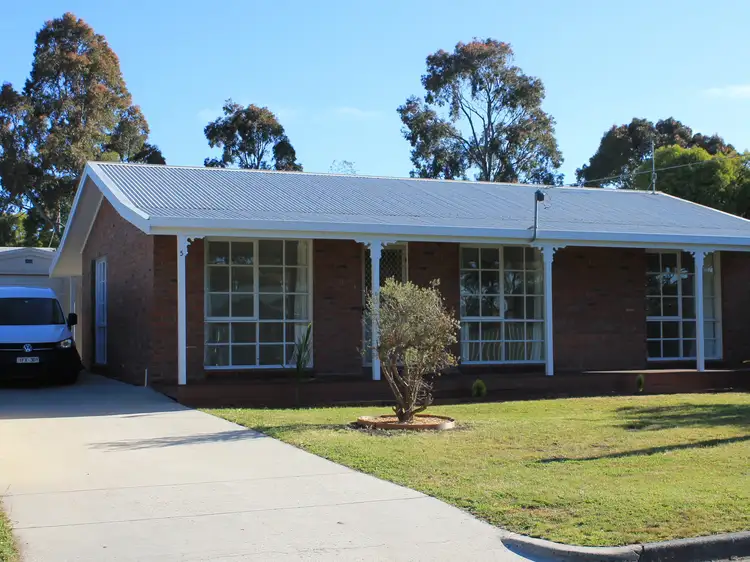 5 Stewart Avenue, Inverloch VIC 3996