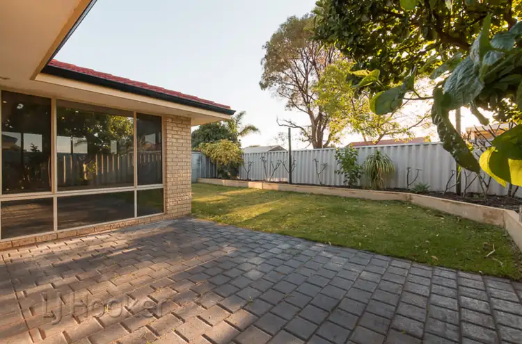 Third view of Homely house listing, 10 Melbourne Close, Port Kennedy WA 6172