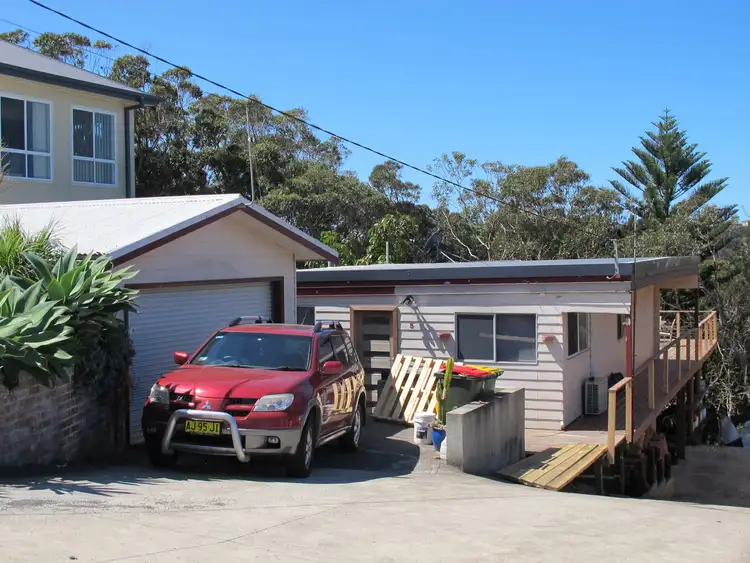 Fourth view of Homely house listing, 5 Munyana Street, Copacabana NSW 2251