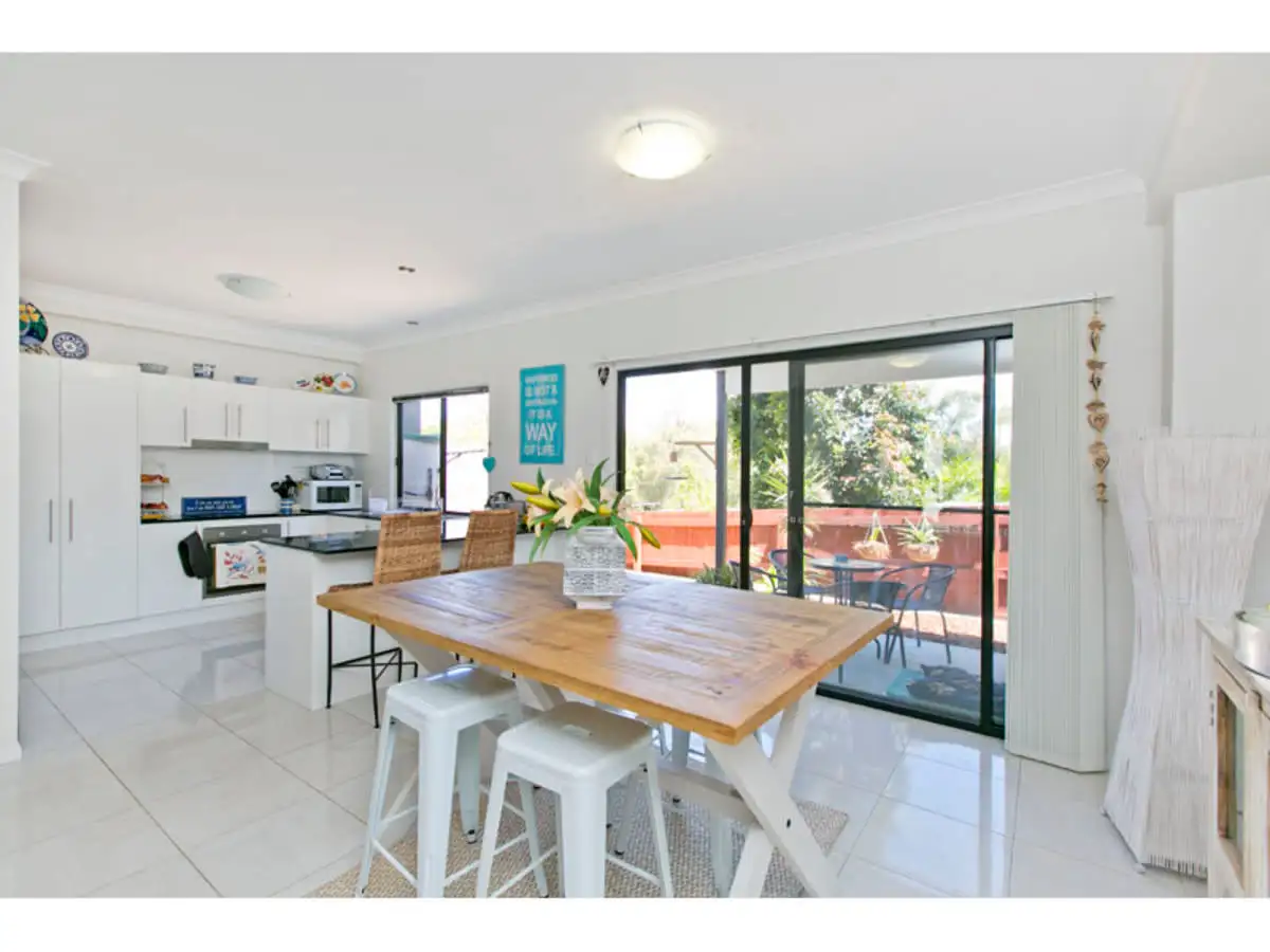 Main view of Homely unit listing, 11/21-23 Island Street, Cleveland QLD 4163