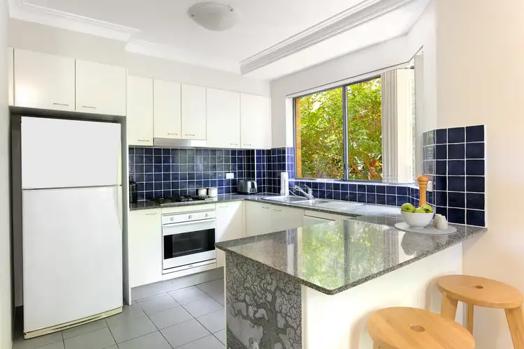 Third view of Homely unit listing, 6/2-4 Francis Street, Dee Why NSW 2099