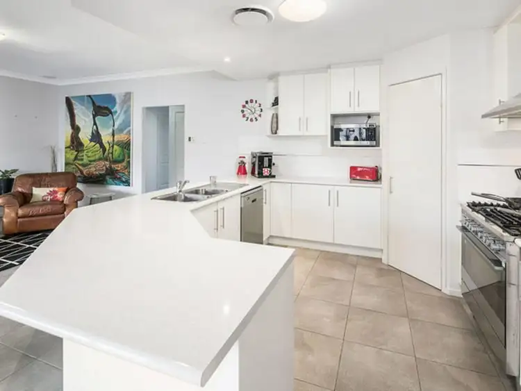 Sixth view of Homely house listing, 9 Eileen Close, Thornlands QLD 4164