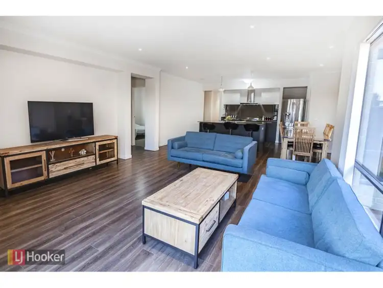 Fourth view of Homely house listing, 22 Lemon Myrtle Way, Craigieburn VIC 3064