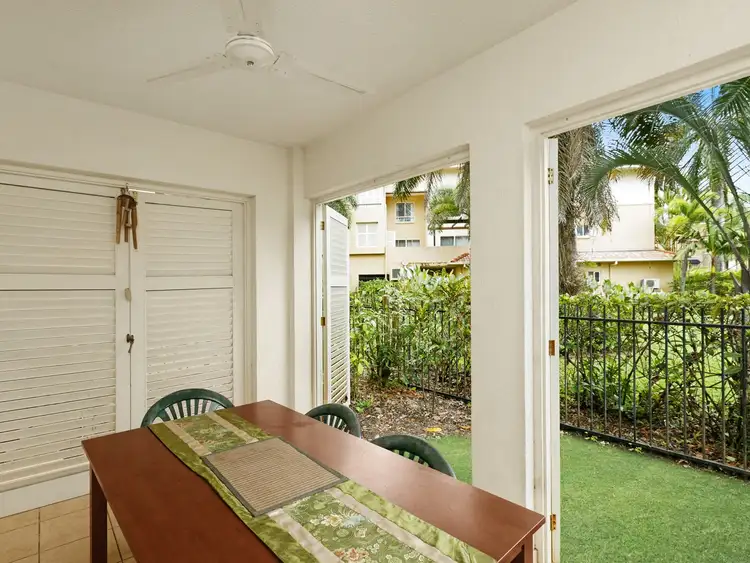 302/2-10 Greenslopes Street, Cairns North QLD 4870